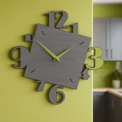 Orologi Da Parete Moderni-Selezionato da Mazzolaluce Orologio da parete moderno in legno verde e grigio