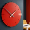 Orologi Da Parete Moderni-Selezionato da Mazzolaluce Orologio da parete moderno legno colore rosso fuoco
