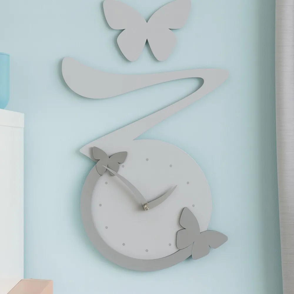 Orologi Da Parete Moderni-Selezionato da Mazzolaluce Orologio da parete moderno legno bianco grigio farfalle