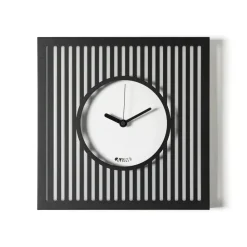 Orologi Da Parete Moderni-Selezionato da Mazzolaluce Orologio da parete moderno quadrato nero e avorio 35x35