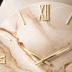 Orologi Da Parete Moderni-Selezionato da Mazzolaluce Orologio da parete moderno rotondo effetto marmo dettagli oro 100cm