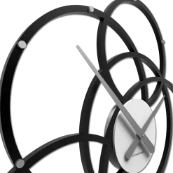 Orologi Da Parete Moderni-Selezionato da Mazzolaluce Orologio da parete nero e grigio moderno cerchi in legno