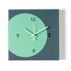Orologi Da Parete Moderni-Selezionato da Mazzolaluce Orologio da parete quadrato design moderno petrolio e verde
