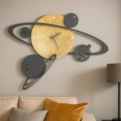 Orologi Da Parete Moderni-Selezionato da Mazzolaluce Orologio da parete sistema solare design moderno metallo foglia oro
