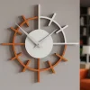 Orologi Da Parete Moderni-Selezionato da Mazzolaluce Orologio da parete tondo legno colore terracotta