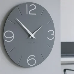 Orologi Da Parete Moderni-Selezionato da Mazzolaluce Orologio da parete tondo moderno grigio quarzo