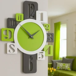 Orologi Da Parete Moderni-Selezionato da Mazzolaluce Orologio da parete verde moderno design per soggiorno