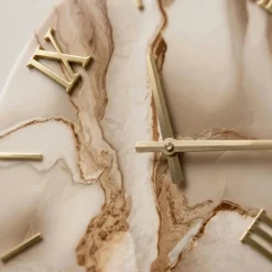 Orologi Da Parete Moderni-Selezionato da Mazzolaluce Orologio moderno da muro rotondo effetto marmo numeri oro