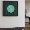 Orologi Da Parete Moderni-Selezionato da Mazzolaluce Orologio moderno da parete design quadrato nero e verde