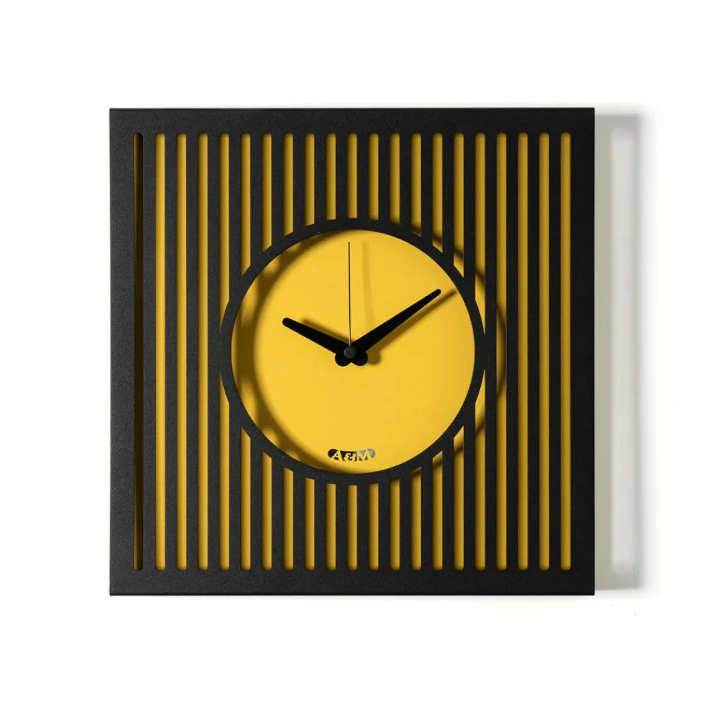 Orologi Da Parete Moderni-Selezionato da Mazzolaluce Orologio moderno da parete nero e giallo design quadrato