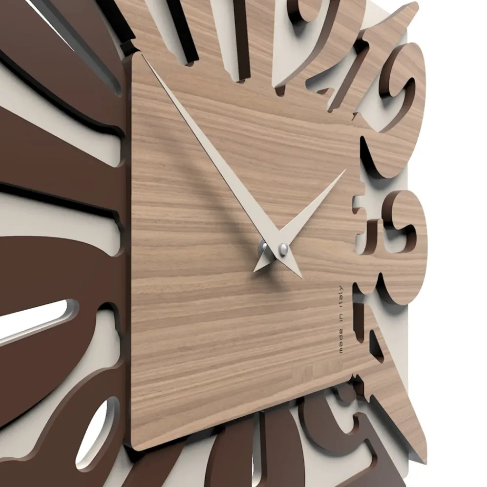 Orologi Da Parete Moderni-Selezionato da Mazzolaluce Orologio moderno da parete quadrato design nocciola