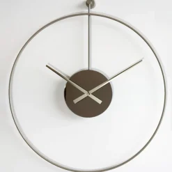 Orologi Da Parete Moderni-Selezionato da Mazzolaluce Orologio moderno da parete tortora rotondo effetto specchio bronzo 60cm