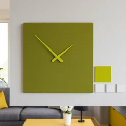 Orologi Da Parete Moderni-Selezionato da Mazzolaluce Orologio moderno orizzontale grande da parete legno verde oliva