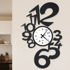 Orologi Da Parete Moderni-Selezionato da Mazzolaluce Orologio nero da muro moderno design numeri