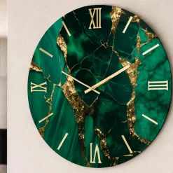 Orologi Da Parete Moderni-Selezionato da Mazzolaluce Orologio per parete 40cm rubino effetto marmo verde oro moderno