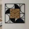 Orologi Da Parete Moderni-Selezionato da Mazzolaluce Orologio quadrato da parete moderno nero e oro