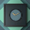 Orologi Da Parete Moderni-Selezionato da Mazzolaluce Orologio quadrato nero e petrolio moderno da parete design geometrico