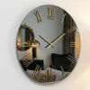 Orologi Da Parete Moderni-Selezionato da Mazzolaluce Orologio rotondo 60cm specchio fume' numeri romani foglia oro