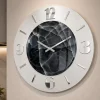 Orologi Da Parete Moderni-Selezionato da Mazzolaluce Orologio rotondo da parete effetto marmorizzato foglia argento 70cm