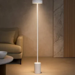Lampade Da Terra-Selezionato da Mazzolaluce Piantana da terra led 3000k bianca moderna per salotto