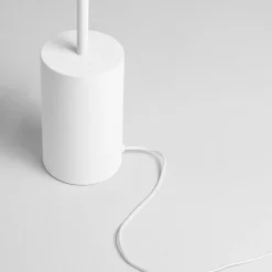 Lampade Da Terra-Selezionato da Mazzolaluce Piantana da terra led 3000k bianca moderna per salotto