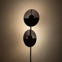 Lampade Da Terra-Selezionato da Mazzolaluce Piantana design moderna in legno quercia marrone sfere di vetro per soggiorno