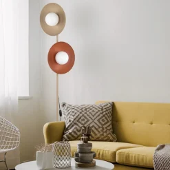 Lampade Da Terra-Selezionato da Mazzolaluce Piantana design moderna rosso sabbia 2 luci per soggiorno