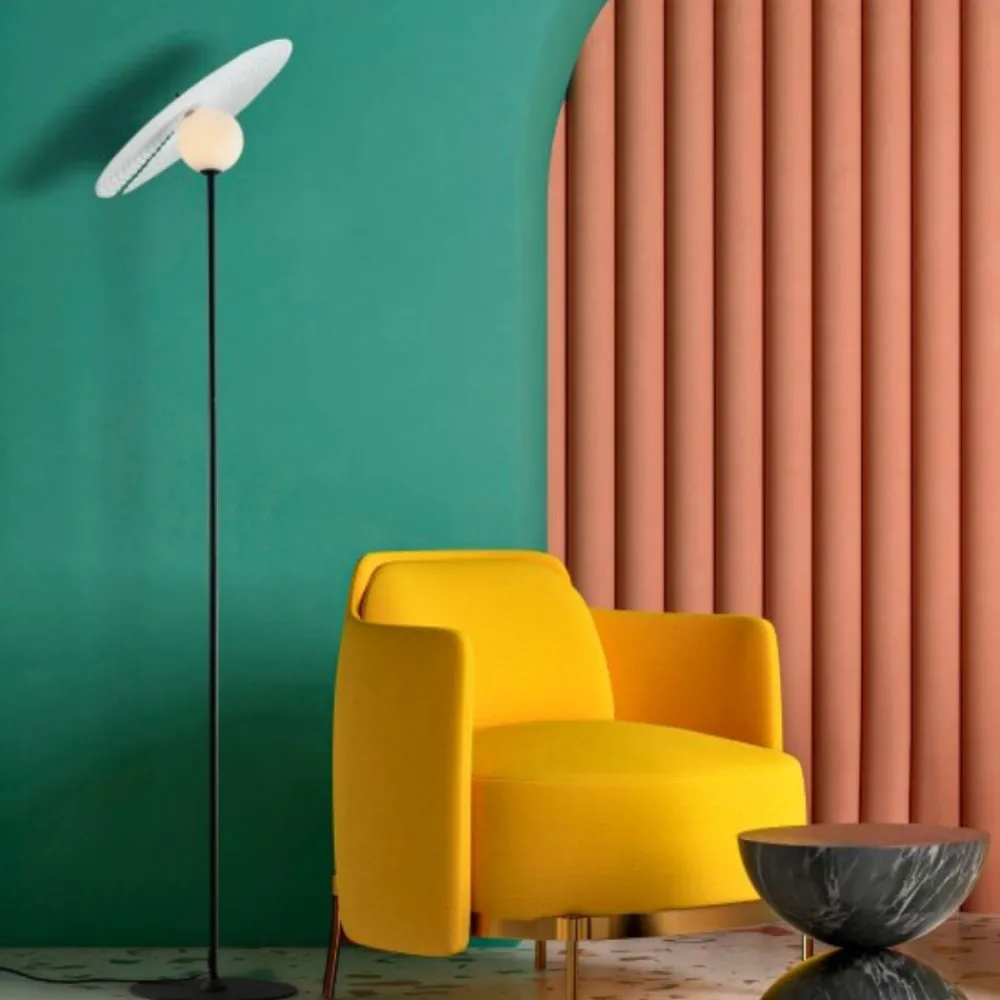 Lampade Da Terra-Selezionato da Mazzolaluce Piantana design moderno orientabile per salotto