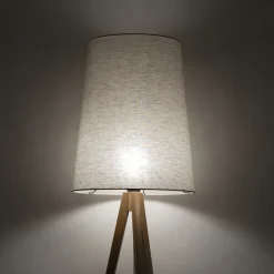 Lampade Da Terra-Selezionato da Mazzolaluce Piantana di legno scandinavo paralume di lino