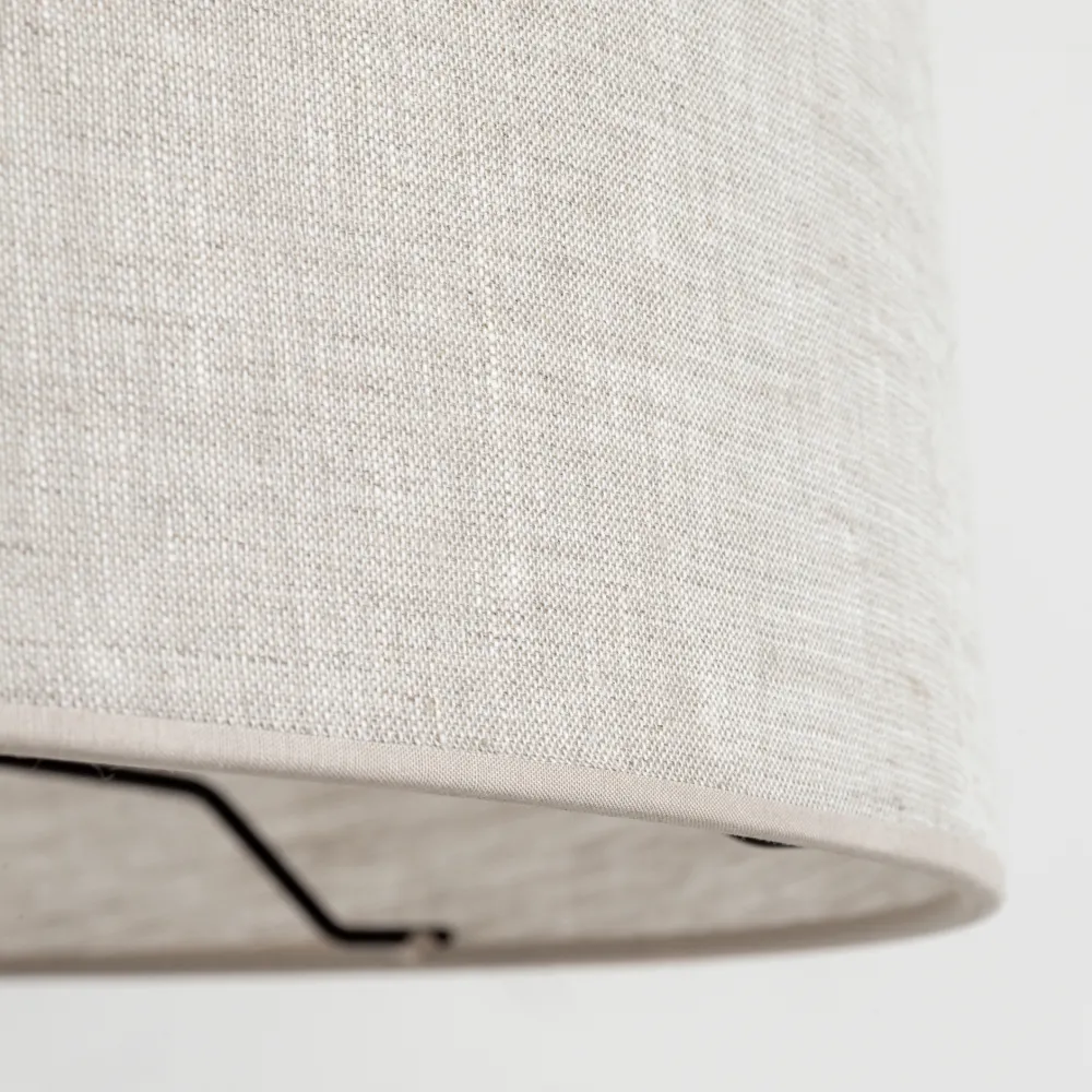 Lampade Da Terra-Selezionato da Mazzolaluce Piantana di legno scandinavo paralume di lino