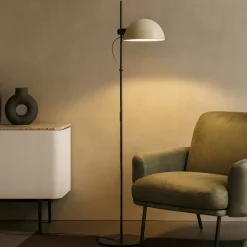 Lampade Da Terra-Selezionato da Mazzolaluce Piantana minimalista da terra metallo beige orientabile industriale