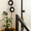Lampade Da Terra-Selezionato da Mazzolaluce Piantana nera 2 luci design moderna sfere di vetro bianco