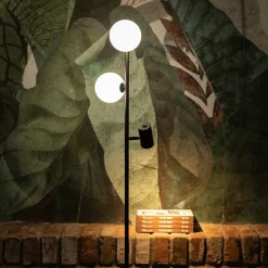 Lampade Da Terra-Selezionato da Mazzolaluce Piantana nera moderna sfere vetro di vetro con faretti orientabili