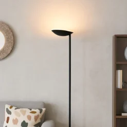 Lampade Da Terra-Selezionato da Mazzolaluce Piantana nera parabola orientabile moderna