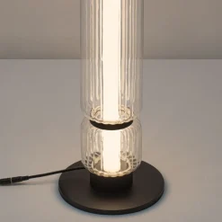 Lampade Da Terra-Selezionato da Mazzolaluce Piantana tubolare led 3000k nera in vetro rigato trasparente per soggiorno salotto