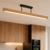 Plafoniere Moderne-Selezionato da Mazzolaluce Plafoniera barra di legno per cucina stile scandinavo moderna