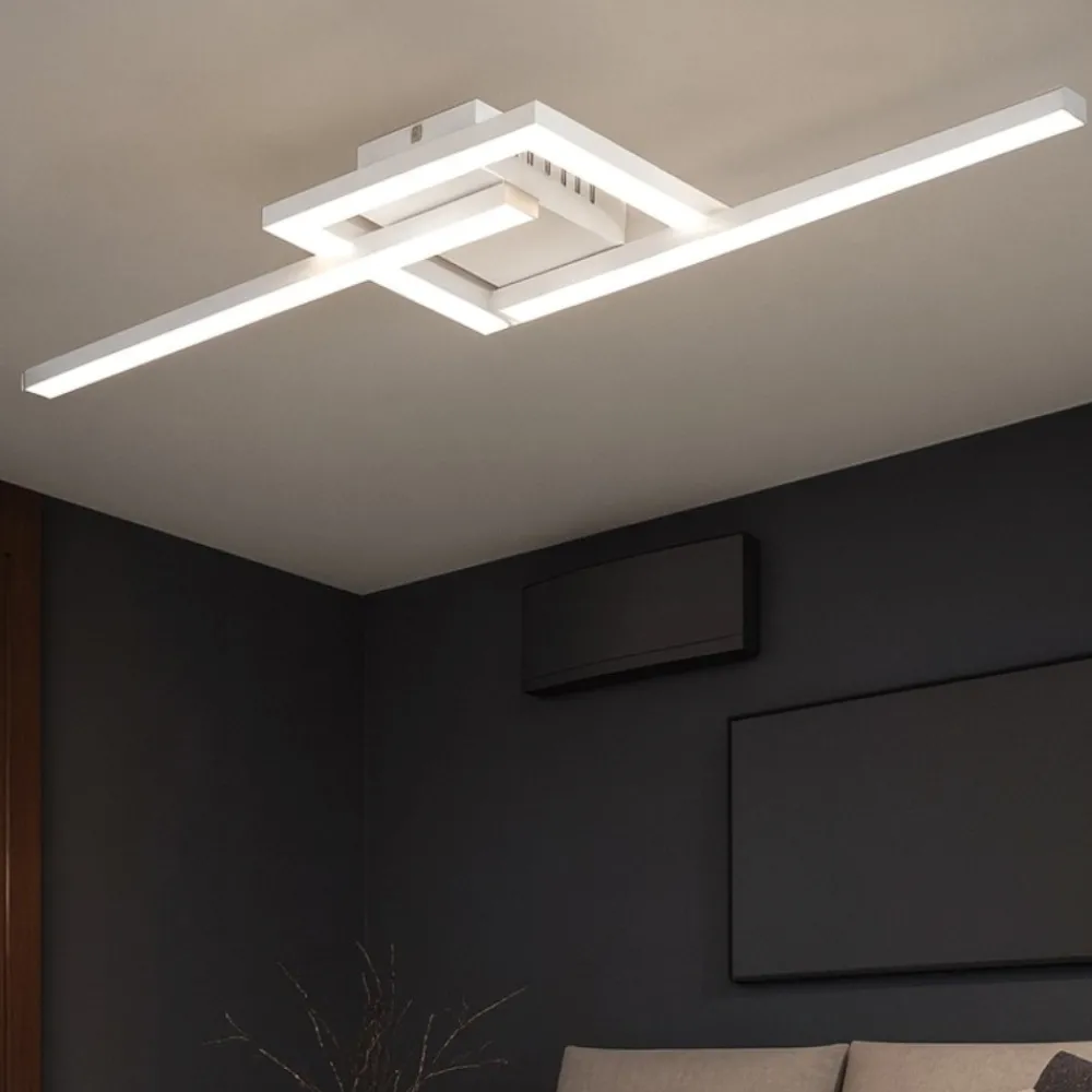 Plafoniere Moderne-Selezionato da Mazzolaluce Plafoniera bianca design moderna led 17w 4000k orientabile