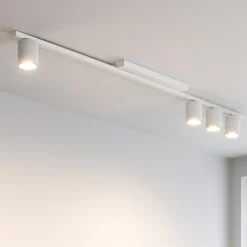 Plafoniere Moderne-Selezionato da Mazzolaluce Plafoniera bianca per cucina moderna