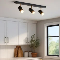 Plafoniere Moderne-Selezionato da Mazzolaluce Plafoniera con 3 faretti nero oro orientabili