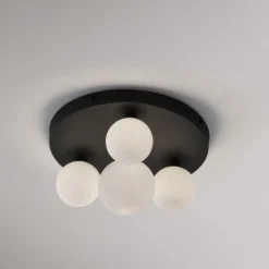 Plafoniere Moderne-Selezionato da Mazzolaluce Plafoniera da cucina moderna nera sfere bianche