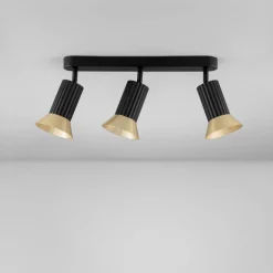 Plafoniere Moderne-Selezionato da Mazzolaluce Plafoniera da cucina moderna con faretti colore nero e oro
