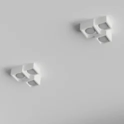 Plafoniere Moderne-Selezionato da Mazzolaluce Plafoniera da soffitto per cucina con quadrati in gesso bianco
