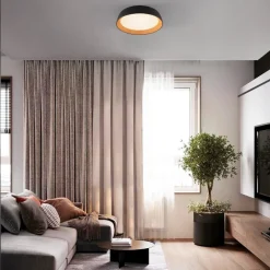 Plafoniere Moderne-Selezionato da Mazzolaluce Plafoniera led 40w 3000k nera effetto legno per cucina moderna