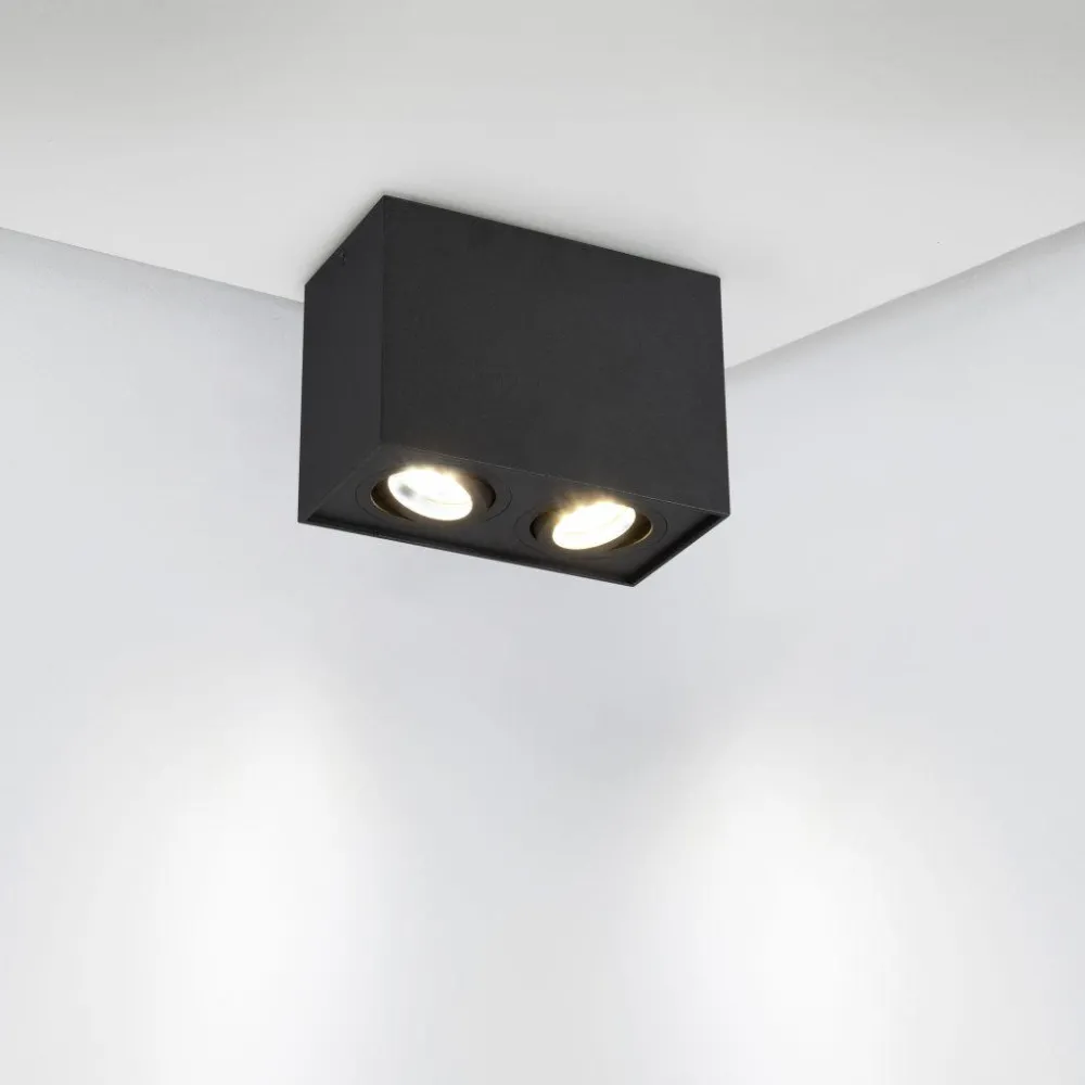 Plafoniere Moderne-Selezionato da Mazzolaluce Plafoniera moderna con faretti orientabili nera