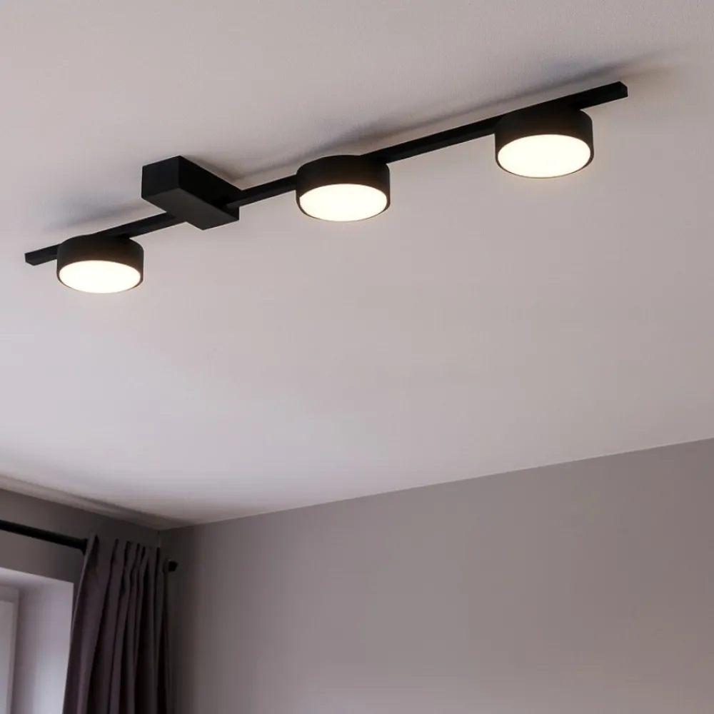 Plafoniere Moderne-Selezionato da Mazzolaluce Plafoniera nera per cucina moderna design luminosa