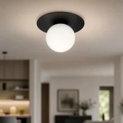 Plafoniere Moderne-Selezionato da Mazzolaluce Plafoniera nera sfera di vetro bianco moderna