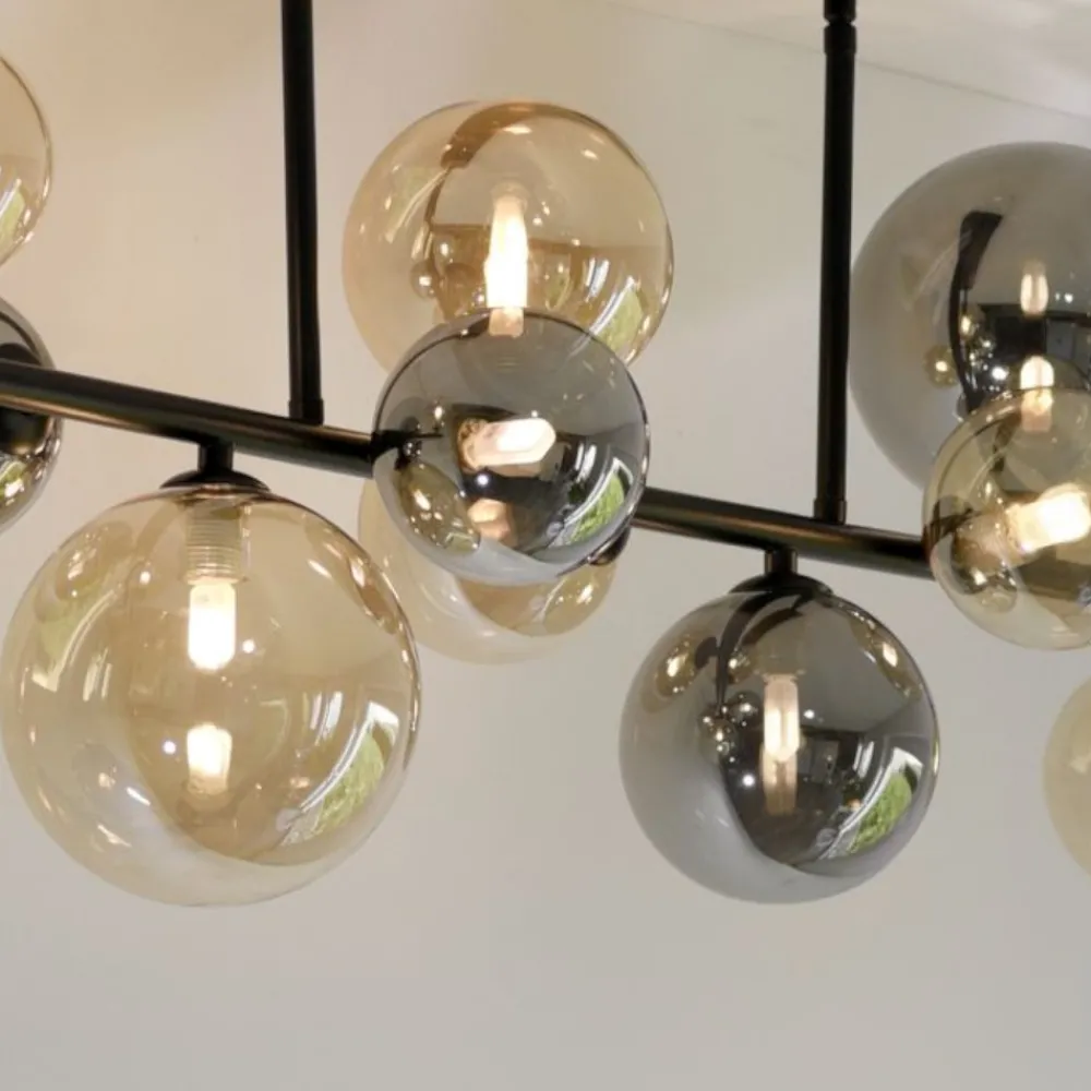 Plafoniere Moderne-Selezionato da Mazzolaluce Plafoniera nera sfere ambra fume in vetro per soggiorno