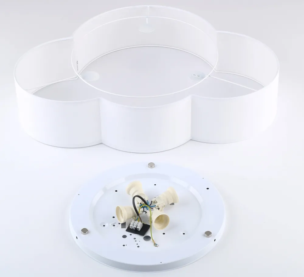 Plafoniere Moderne-Selezionato da Mazzolaluce Plafoniera per camerette nuvola bianca in tessuto 63 cm moderna