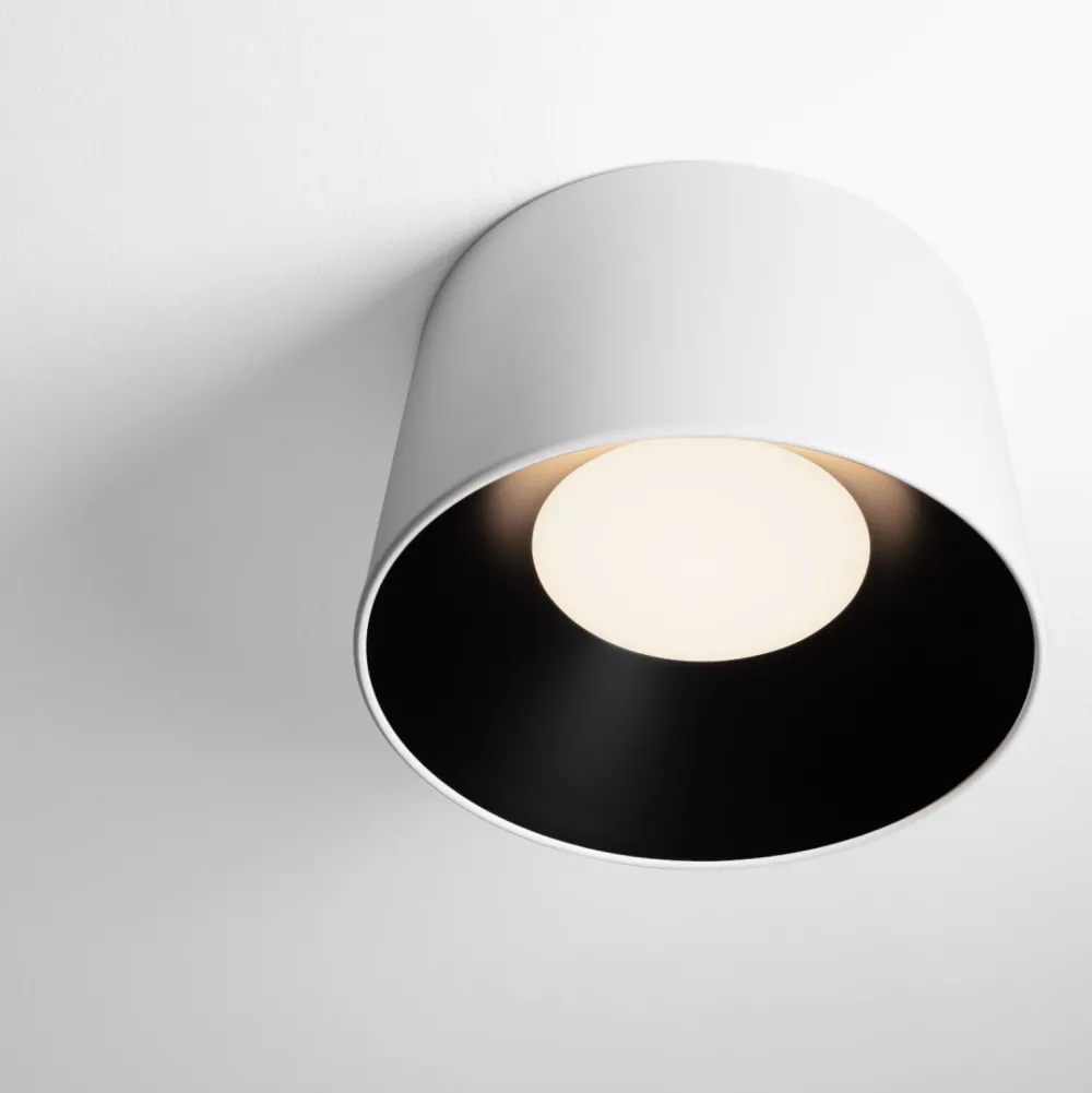 Plafoniere Moderne-Selezionato da Mazzolaluce Plafoniera per cucina bianca nera led 3000k