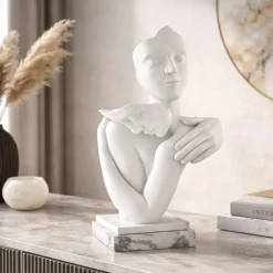 Soprammobili Moderni-Bongelli Preziosi Scultura abbraccio h40cm base marmo bianco
